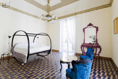 Queen Room image 10