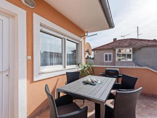  Apartment Nikoleto in Zadar