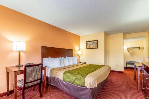 Econo Lodge in Rocky Top, USA