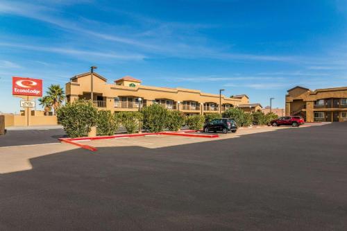 Econo Lodge Hesperia - Victorville I-15 - Accommodation - Hesperia