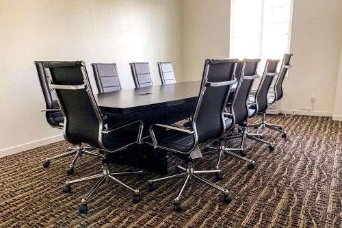 Comfort Inn & Suites Near Ontario Airport image 45