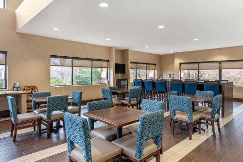 Comfort Suites Elkhart South - 레스토랑
