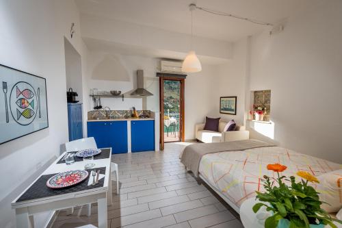 Veranda sul Porticciolo – Castellammare del Golfo, CA
