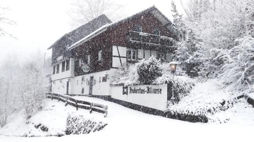 Jeje und Anna's Eifel Haus, Stadteregion Aachen