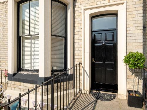 Host & Stay - No 9 By The Park Apartment