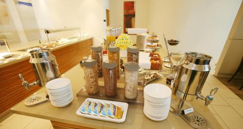 Crowne Plaza Reading East - image 6