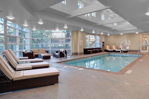 Swimming pool, Holiday Inn Windsor - Wine Country in Windsor (CA)