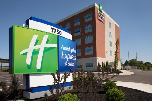 Holiday Inn Express & Suites - Cincinnati North - Liberty Way, an IHG hotel - Hotel - West Chester