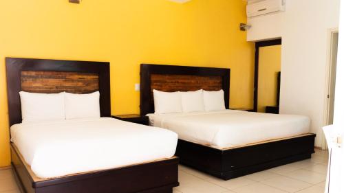 Twin room, private bathroom