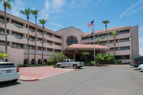 Exterior view, GreenTree Hotel Phoenix West in Phoenix (AZ)