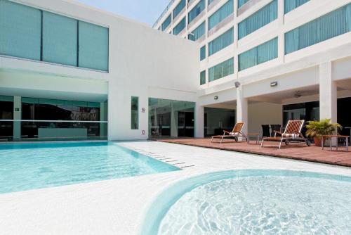 246764089 Crowne Plaza Villahermosa by IHG