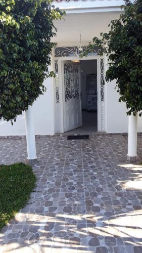 Villa CLIMATISEE avec piscine privée, ras el ma (Villa CLIMATISEE avec piscine privee, ras el ma) in סאידייה