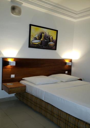 ileos, appartement meuble 4 pieces - Salon, cuisine, 3 chambres Lome Tokoin Hopital Protestant