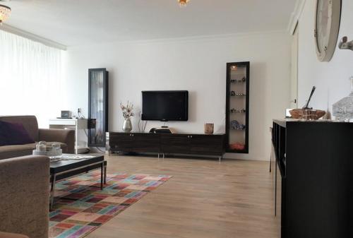 Lovely Furnished Apartment For Rent In London