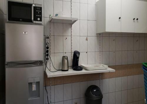 iléos, appartement meublé 4 pièces - Salon, cuisine, 3 chambres Lomé Tokoin Hôpital Protestant