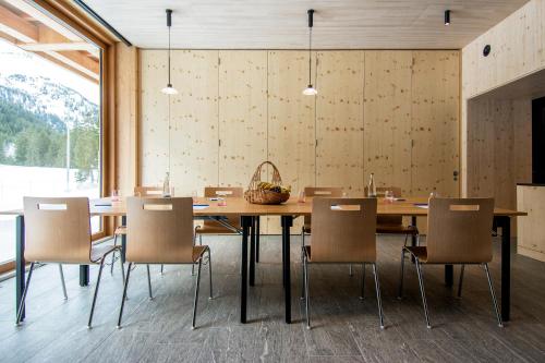 Campra Alpine Lodge & Spa - image 6
