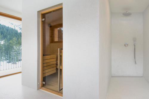 Campra Alpine Lodge & Spa - image 14