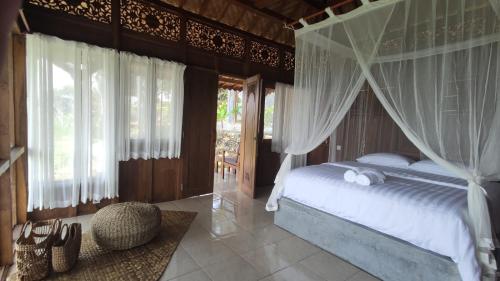 Tanah Damai Hotel Room Type - Deluxe Bungalow with Sea View Tanah Damai Hotel Room Type - Deluxe Bungalow with Sea View
