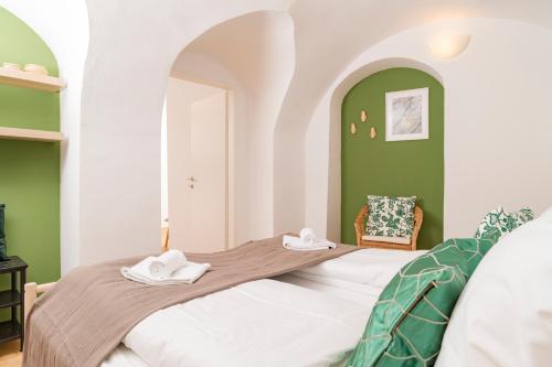 Zum Grazer Uhrturm by Welcome2Vienna - image 9