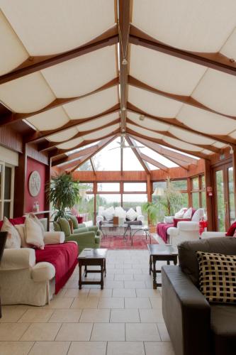 Pub/Lounge, Tyn Rhos Country House in Llanddeiniolen