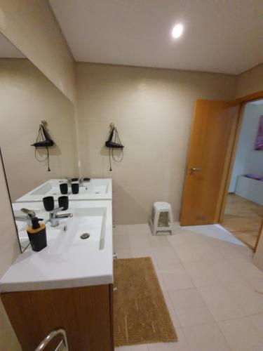 Aptº T2 Duplex - S. Pedro III - image 7