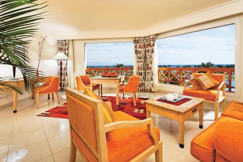 전망, 모벤픽 리조트 타바 (Movenpick Resort Taba) in 타바