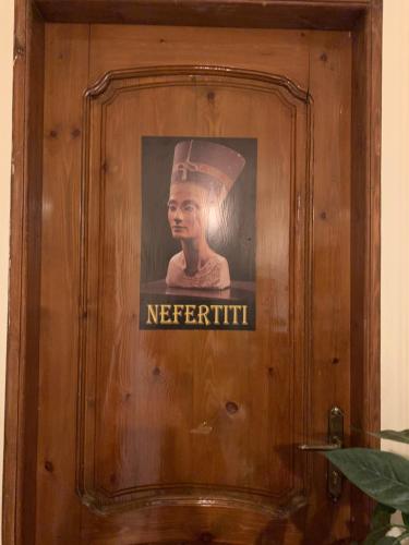 Family Room image 10