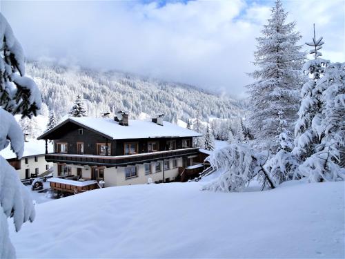  Gästehaus Geir, Ferienwohnung in Obernberg am Brenner