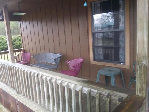 Whispering Creek Lodging & RV Resort photo