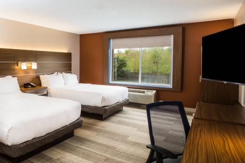 Holiday Inn Express Hotel & Suites Bellevue-Omaha Area