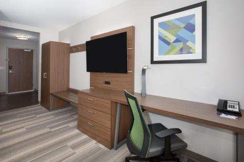 Holiday Inn Express & Suites - Dakota Dunes an IHG Hotel - image 8