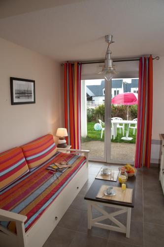 1 double bed, 1 sofa bed