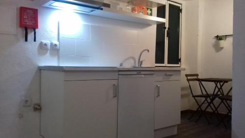 Cocina, Guest House Páteo da Cadeia Velha (Guest House Pateo da Cadeia Velha) in Serpa