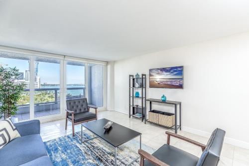 Ocean View Condo With Gorgeous Miami Sunset in Miami, USA