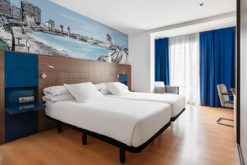 Double or twin room, with views