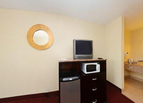 Americas Best Value Inn Refugio