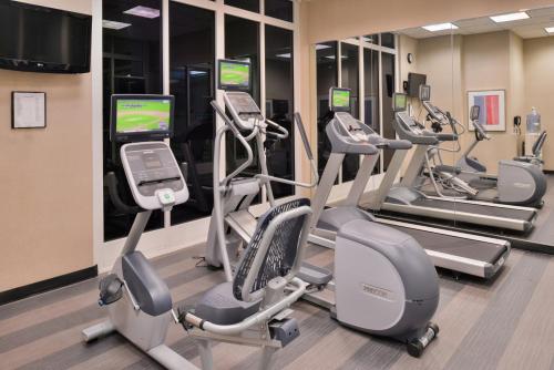 Holiday Inn Kansas City Airport by IHG, Kansas City