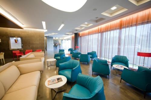크라운 플라자 베로나 피에라 바이 IHG - 바/라운지