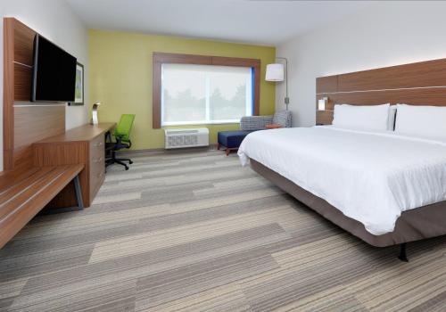 Holiday Inn Express & Suites - Dallas NW HWY - Love Field, an IHG Hotel