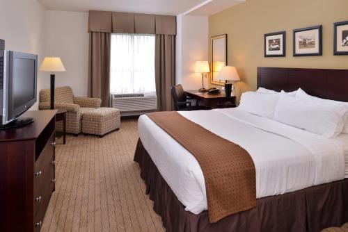 Holiday Inn Madison at The American Center by IHG in Madison, USA