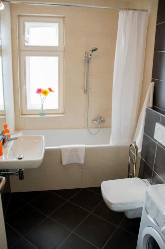 Limes Apartments - image 4