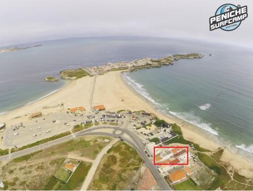 Estúdios Lagido - Peniche Surf Camp Working Space & surf - image 13