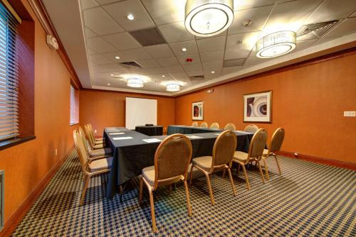 Holiday Inn Plainview-Long Island