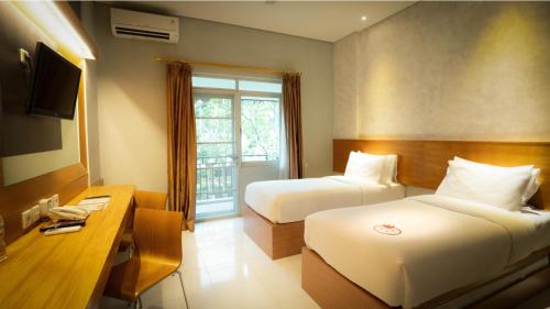 Nite & Day MDC Puncak - Gadog, Богор (фото 10)
