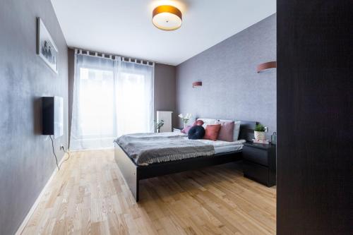 Friendhouse Apartments Angel City - image 6