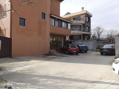 Alfa Guest House - Free Parking