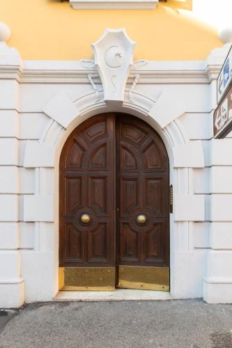 Twin Flowers apartment in San Giovanni - image 14