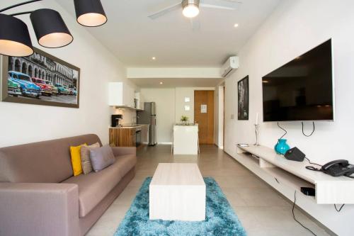 Lovely One Bedroom With Amazing Terrace View!!