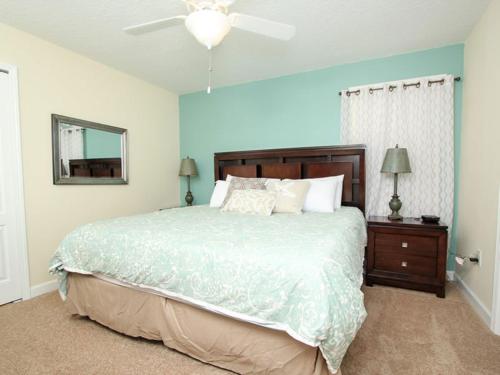An amazing 5 bedroom house offering a wonderful vacational experience - main image