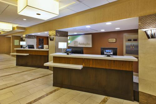 Holiday Inn Gaithersburg, an IHG Hotel